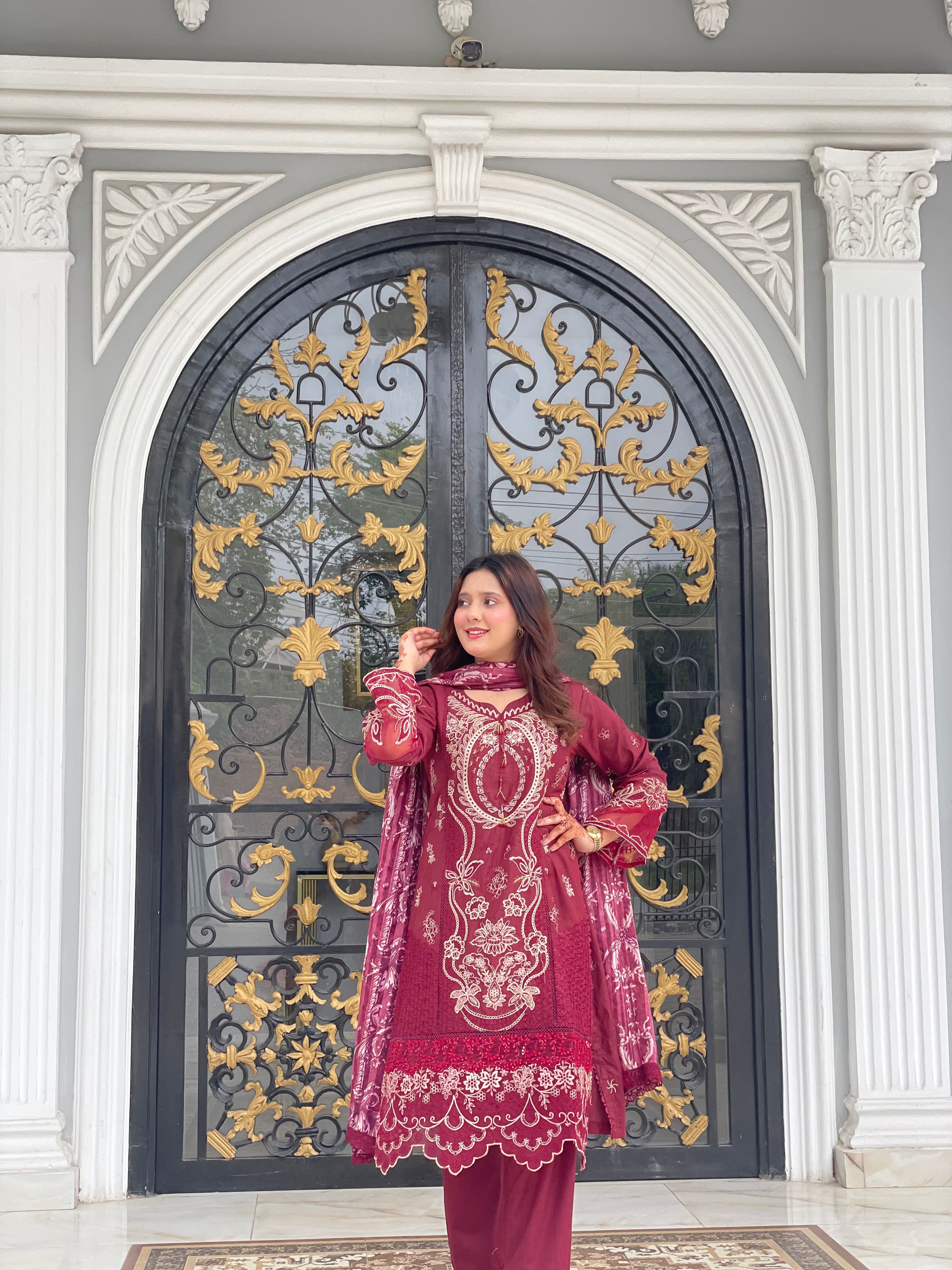 Noor-e-Gul 3Pc Embroidery Lawn Suit