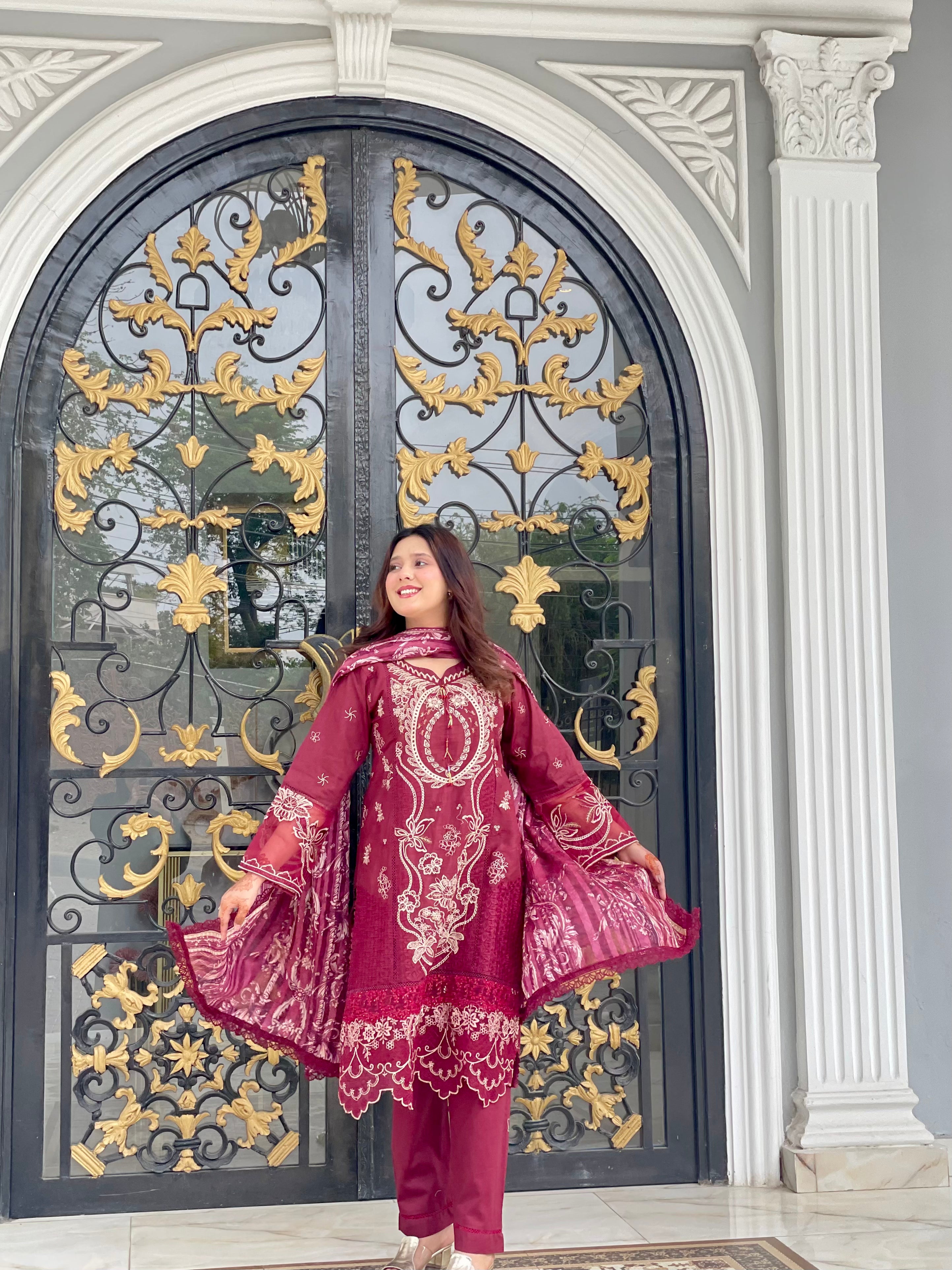 Noor-e-Gul 3Pc Embroidery Lawn Suit