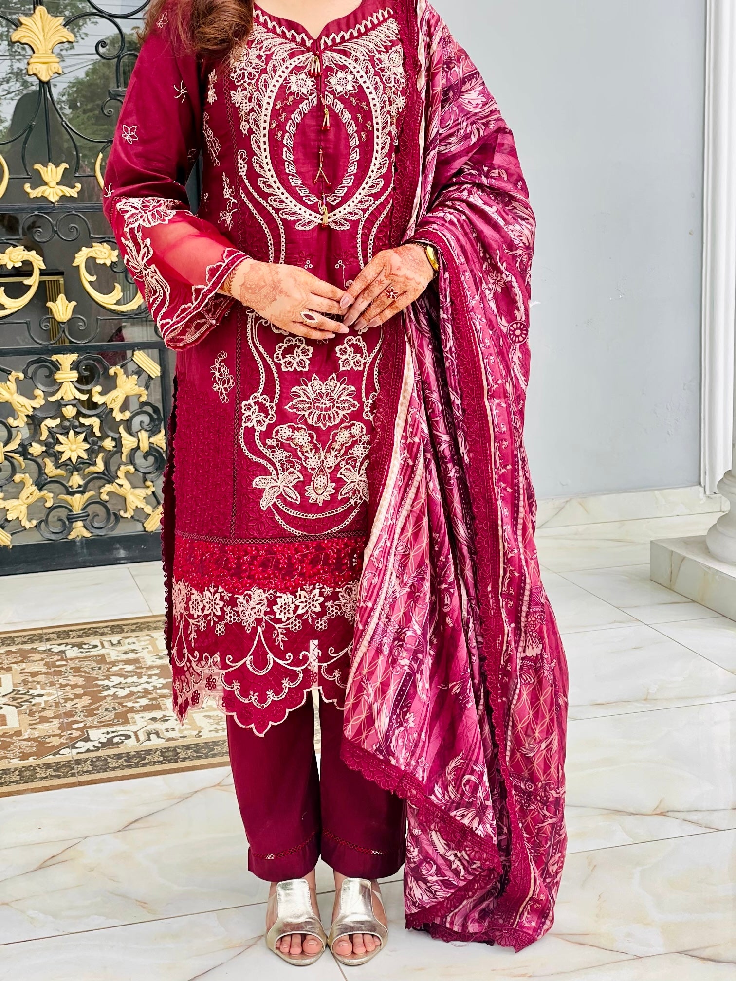 Noor-e-Gul 3Pc Embroidery Lawn Suit