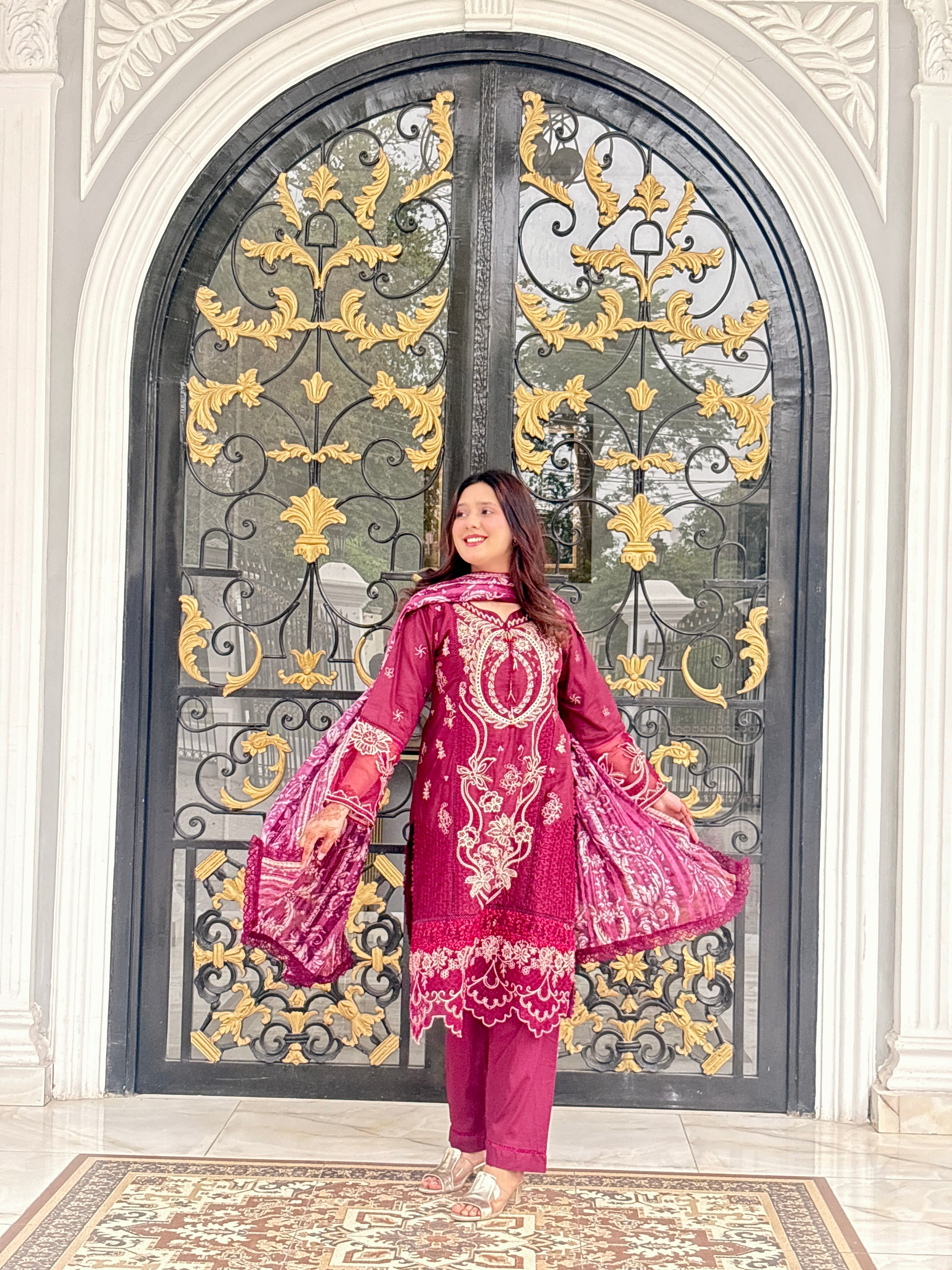 Noor-e-Gul 3Pc Embroidery Lawn Suit
