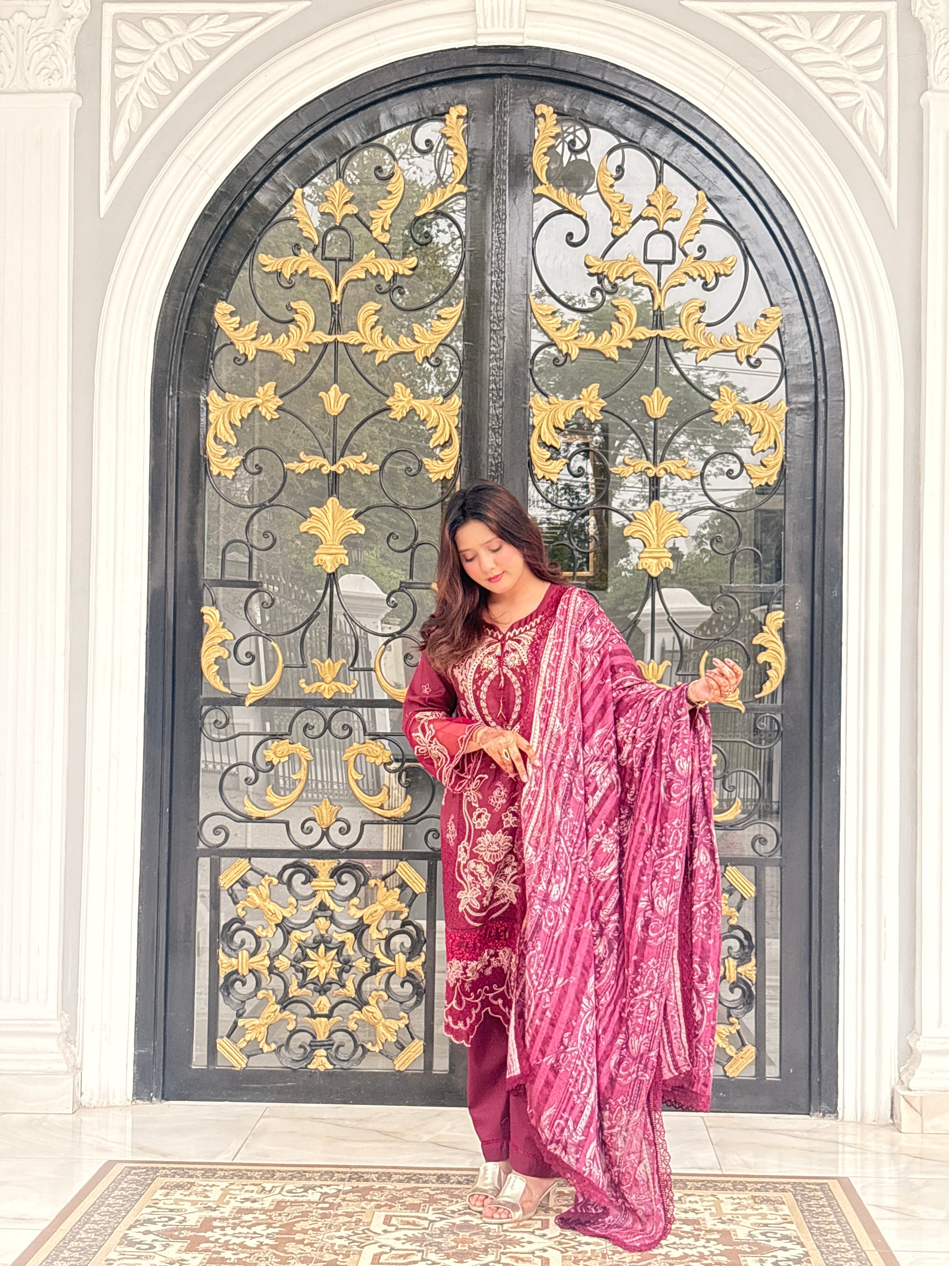 Noor-e-Gul 3Pc Embroidery Lawn Suit