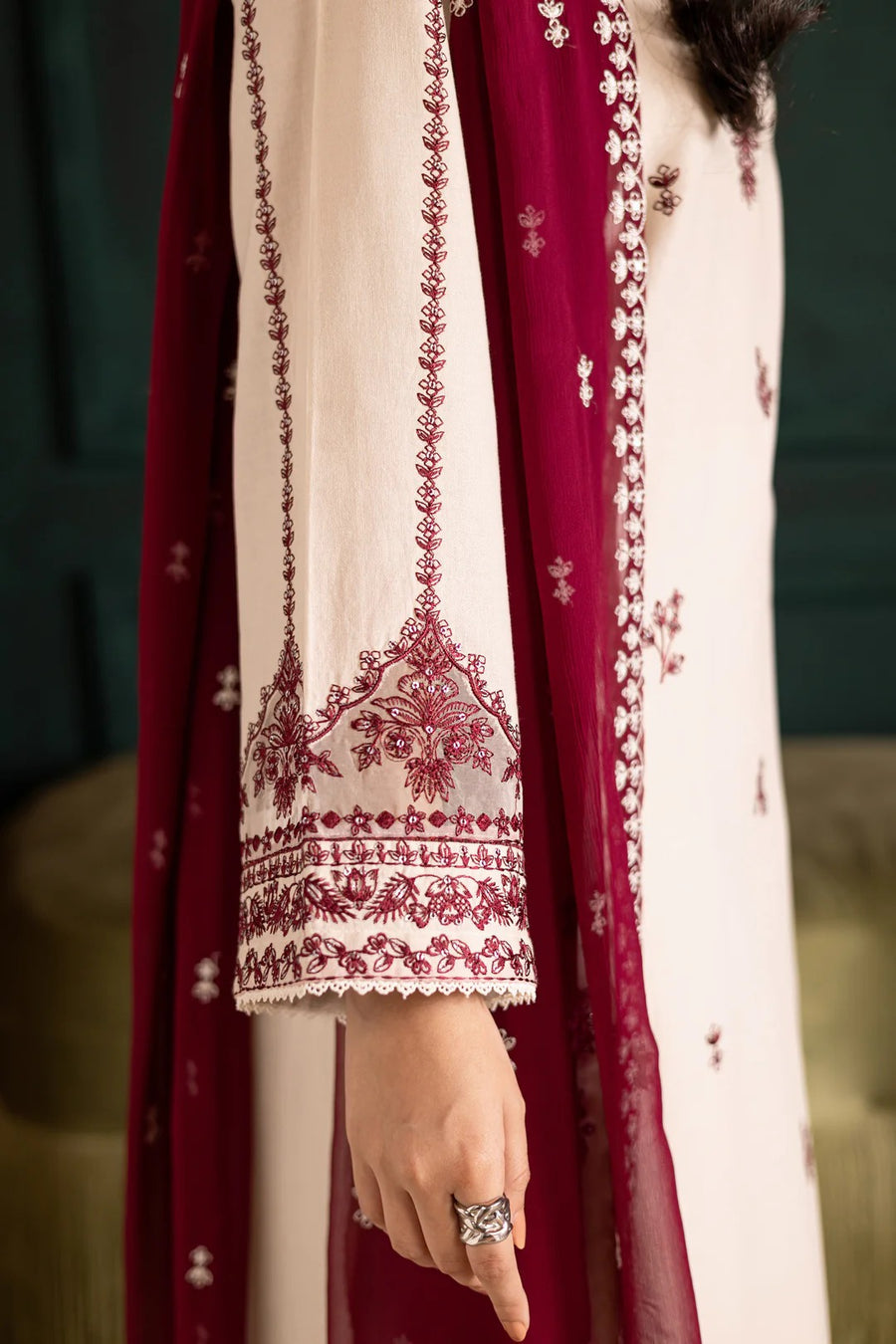 Lvory Rua 3Pc - Embroidered Dress